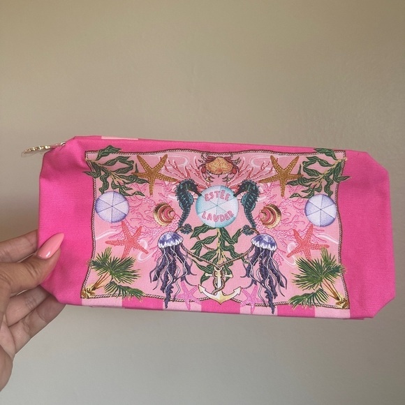 NWOT Estee Lauder | 100% Recycled Materials Zip Top Makeup Pouch - Picture 1 of 1
